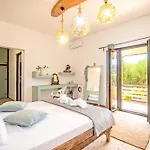 Vakantiehuis Lavredakos Peritheia